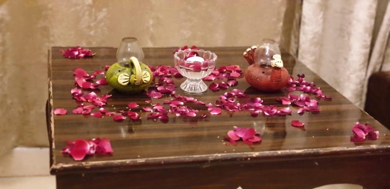Отель Rishikesh Grand Экстерьер фото