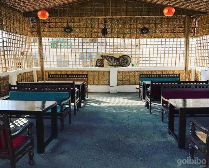 Отель Rishikesh Grand Экстерьер фото