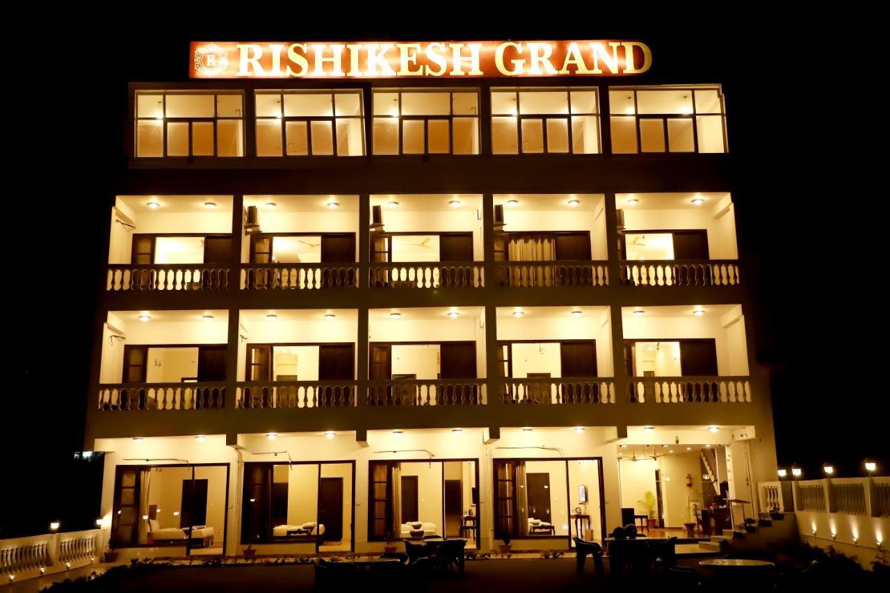 Отель Rishikesh Grand Экстерьер фото